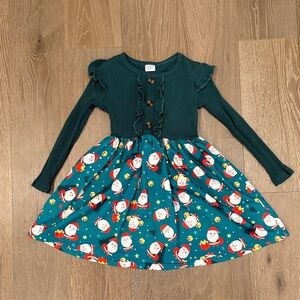 Pat Pat Green Long sleeve Santa dress. Size:4-5. Gently Used.